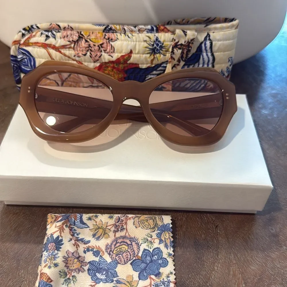 Ulla Johnson product details